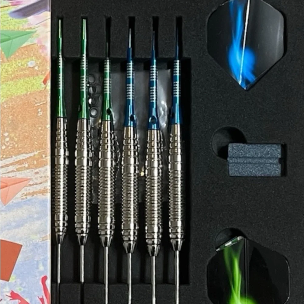 LARRITS Steel Tip Darts Set 6 Pack Aluminum Shafts Flights Case 22/23g Open Box